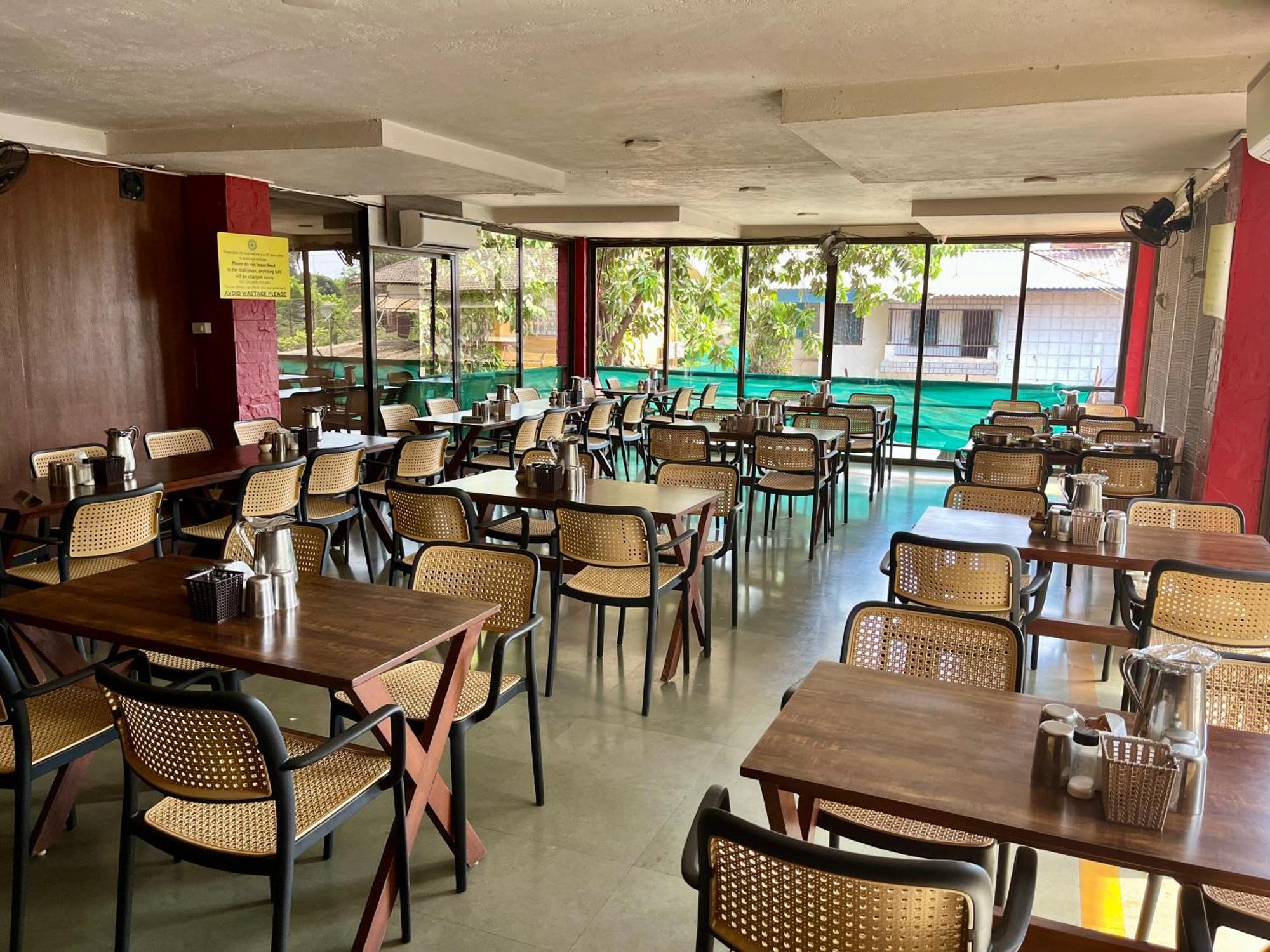 Girivihar Holiday Club - Pure Veg Lonavala Esterno foto